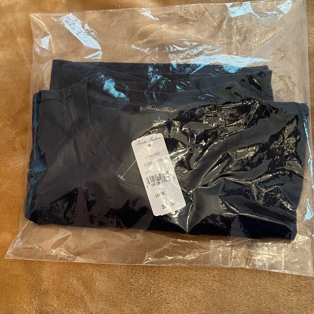 Women’s T-shirt crew neck   Color navy